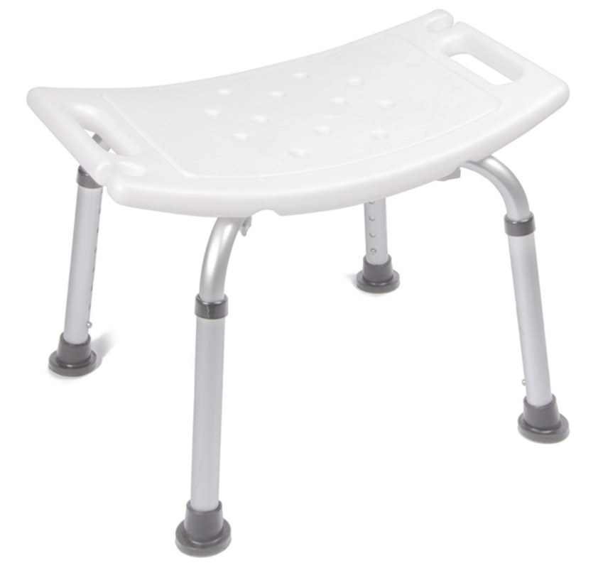 Tabouret de douche à quatre pieds avec assise percée et poignées latérales